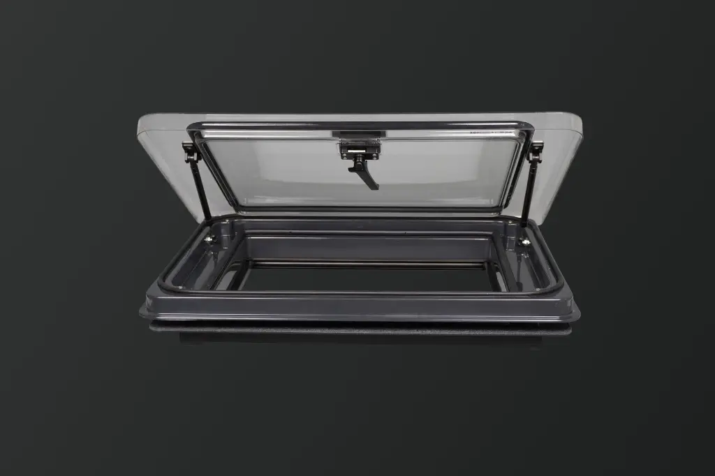outbound-van-skylight01-2048x1365.webp